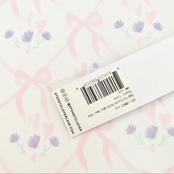 STONEY CLOVER LANE High Tea Printed Ruffle Heart Tote - Picture 6 of 7